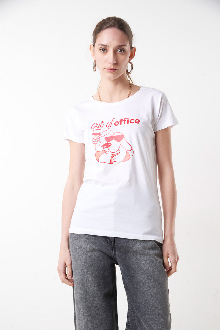 Graphic "Out of office" dog printed round neck fitted t-shirt wholesale