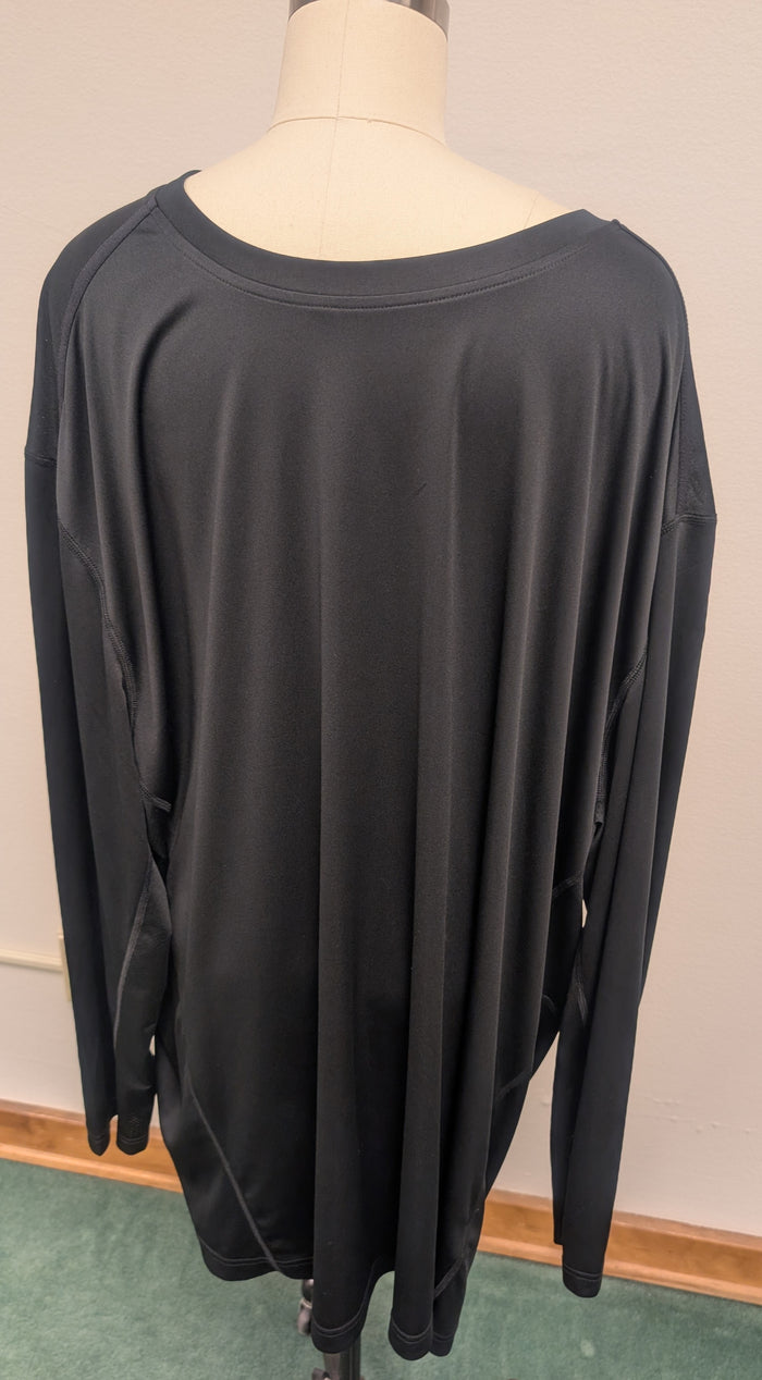 REEBOK - BLACK LONG SLEEVE SHIRT *