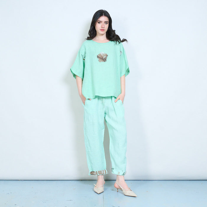 Abstract leaf patch detail oversized relaxed short sleeve top wholesale