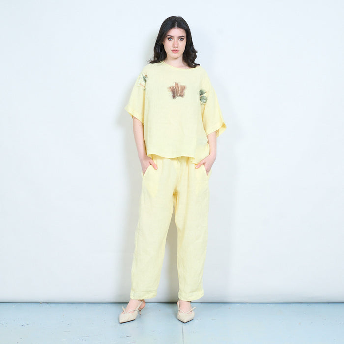 Abstract leaf patch detail oversized relaxed short sleeve top wholesale