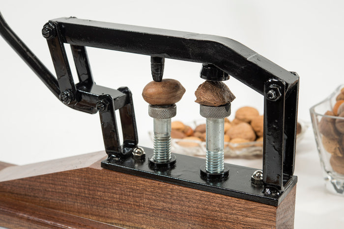 Anvil Nut cracker