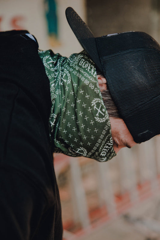 Bandana Neck Gaiter - Green / White
