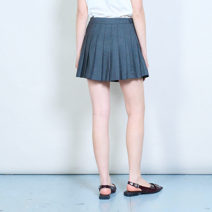 Classic pleated mini skirt with inner shorts lining wholesale
