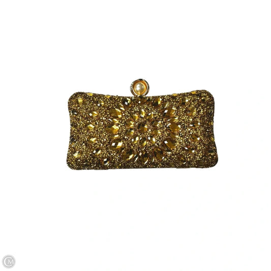 Clutch, Size: Small