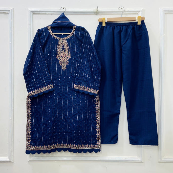 Medium / Navy blue