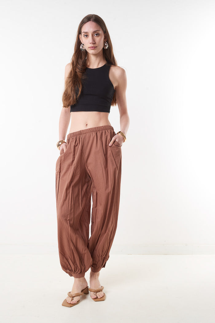 Elastic waist relaxed fit cuffed ankle trousers wholesale