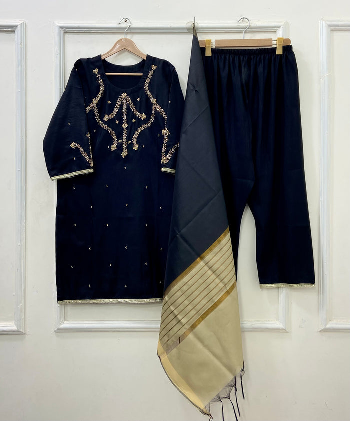 Festive Wear 3PC (Raw Silk) D-528