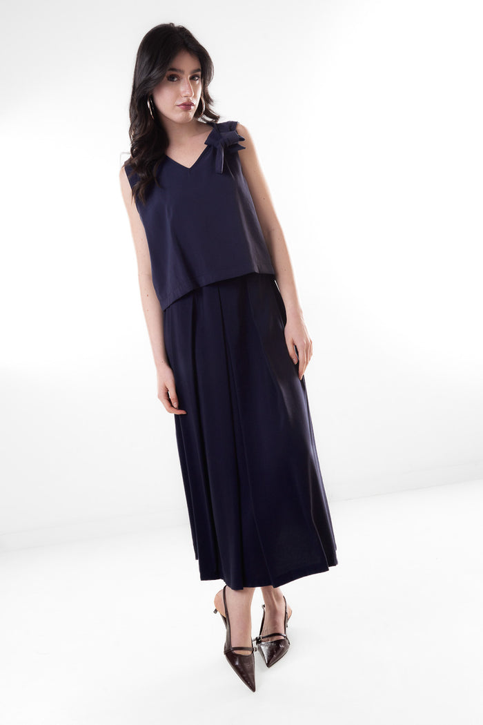 Flowy pleated high waist midi skirt wholesale