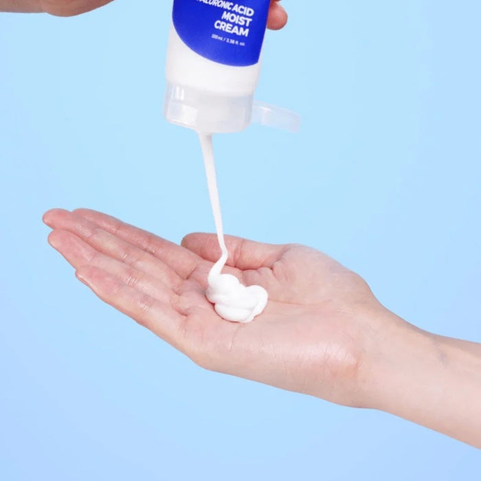 IsntreeHyaluronic Acid Moist CreamMood Arabia8809686383559