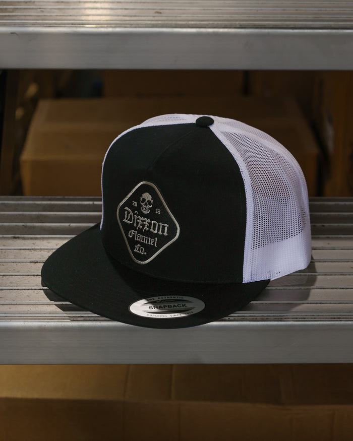 Lore Flat Bill Snapback
