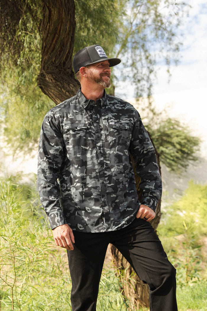 Outdoorsman Long Sleeve - Black Camo