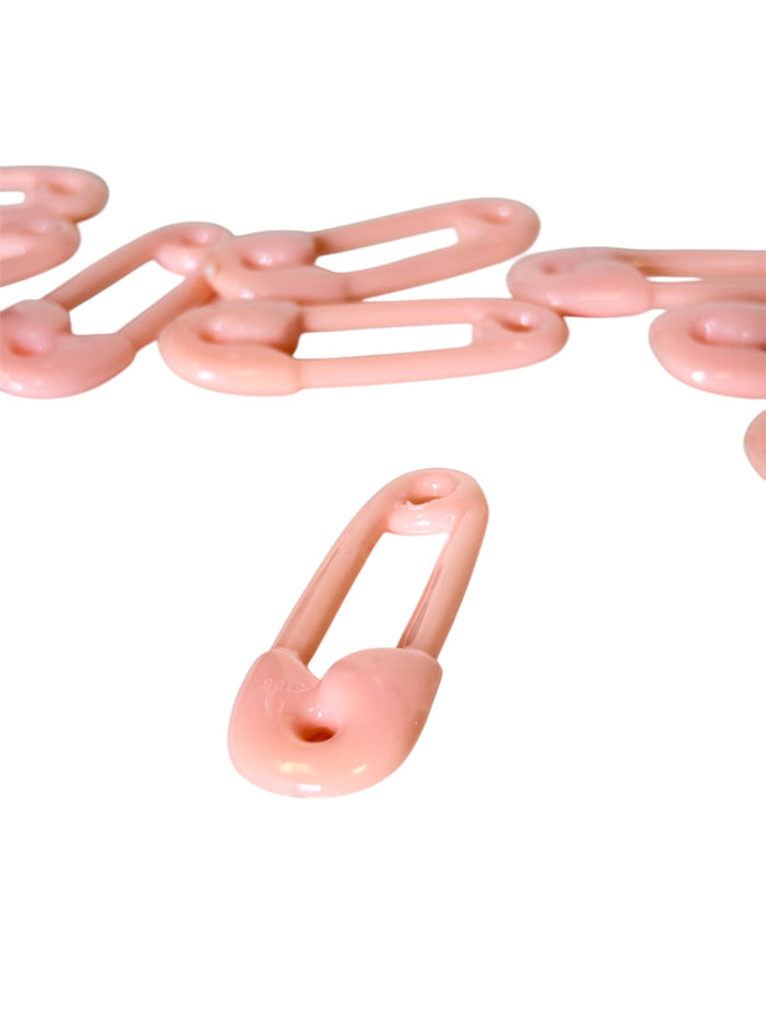 Plastic Baby Safety Pin Favors 2.5"  (72 pieces) Pink