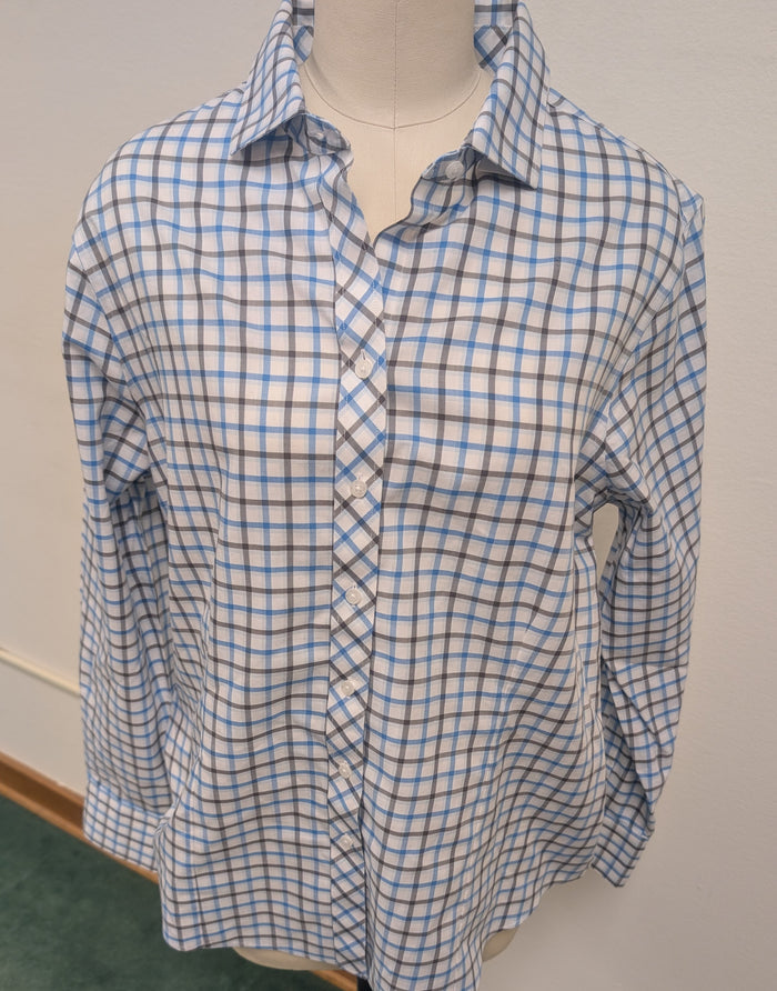 RED HOUSE - WHITE WITH GREY/BLUE STRIPES- WOMENS -LONG SLEEVE SHIRT  *