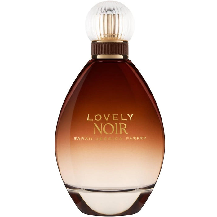 Sarah Jessica Parker Lovely Noir EDP bottle in deep amber glass with gold text, ribbed clear cap, on white background.