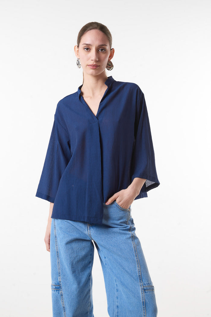Textured v neck loose fit three quarter sleeve blouse wholesale