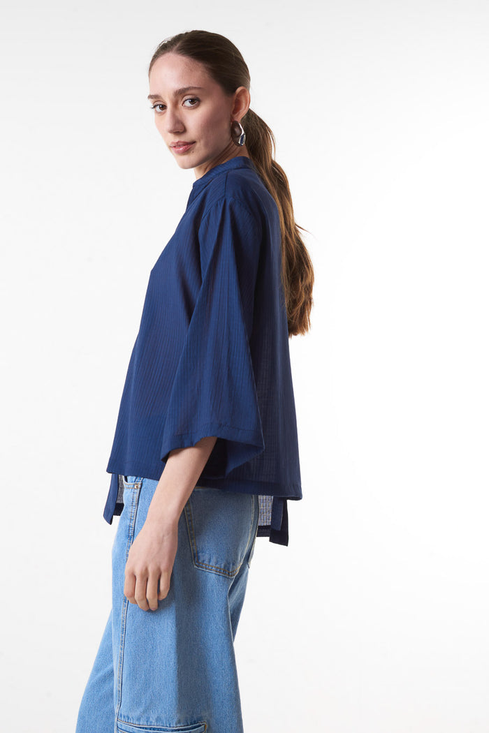 Textured v neck loose fit three quarter sleeve blouse wholesale