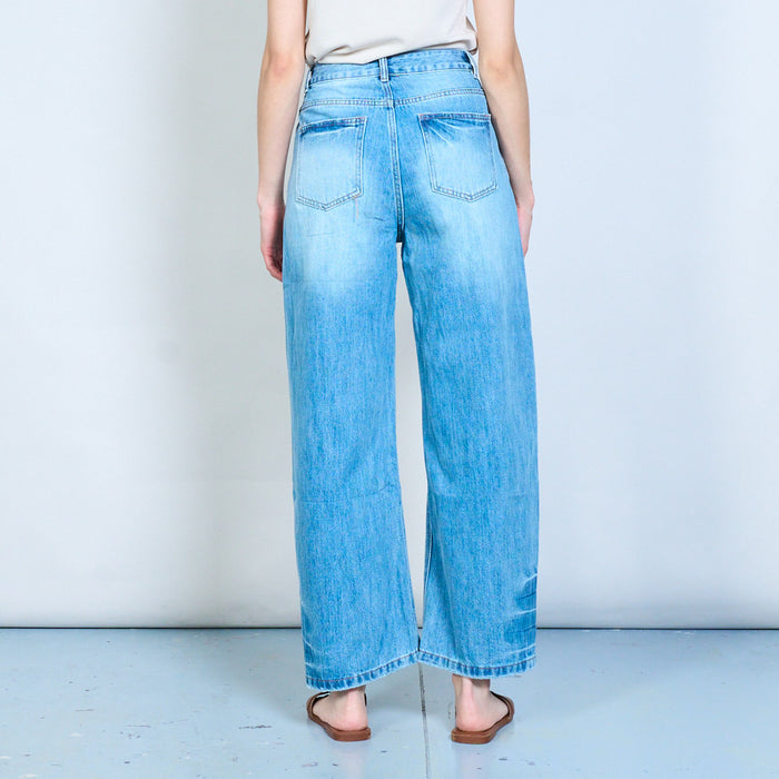 Vintage wash light denim relaxed tapered jeans wholesale