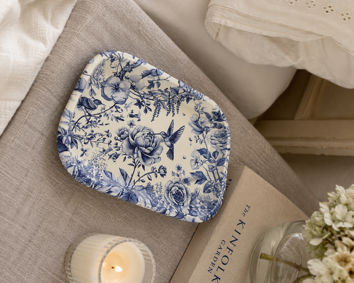 World Buyers - Blue Toile Hummingbird Metal Tray - MT107